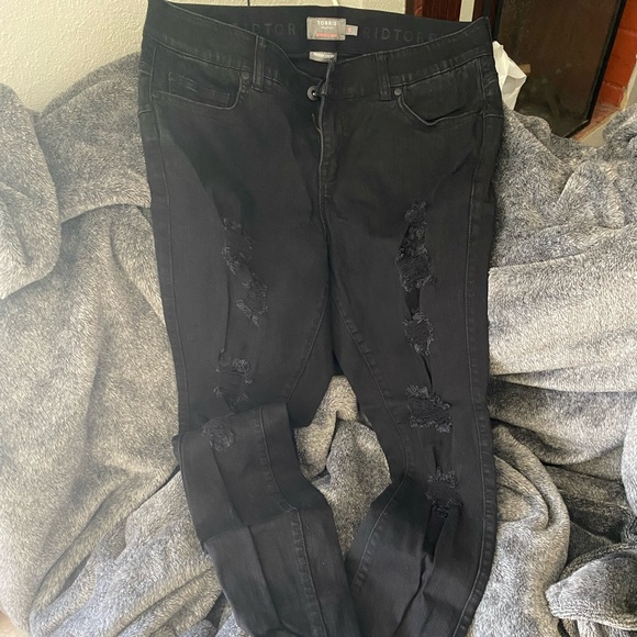 Torrid Bombshell Skinny black jean - Picture 1 of 2